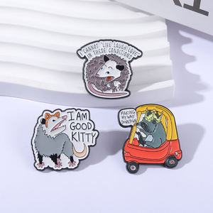 Pin de Esmalte Divertido de Opossum con Diseño de Gato, Estilo 'I AM Good Kitty', Opossum Conduciendo, Caminando por la Ciudad, Broche, Insignia de Solapa, Joyería, Regalo para Amigos - Product Image 2