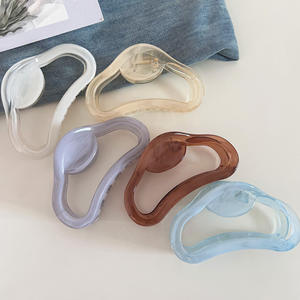 Pinzas de Pelo Acrílicas con Diseño de Tortuga, Pinzas de Pelo con Diseño de Nube, Pinzas de Pelo de Resina con Diseño de Leopardo para Mujeres y Niñas - Product Image 3