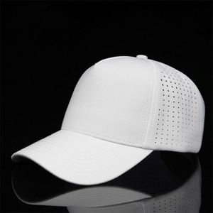 Casquette de sport pour homme de haute qualité, personnalisée, à 5 panneaux, avec logo brodé, perforations découpées au laser, casquette de baseball imperméable - Product Image 2
