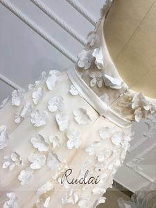 فستان زفاف بسيط بدون حمالات ثلاثي الأبعاد فستان زفاف من Aline - Product Image 5