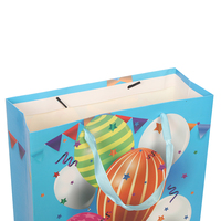 Sac en papier de luxe de cadeau de ballon de cosmétiques de qualité garantie à bas quantité minimale de commande avec l'impression de logo personnalisée