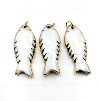 2025 bijoux hawaïens sculpté à la main naturel ormeau plume pendentif or garniture coquille plume feuille forme charme bricolage collier boucles d'oreilles
