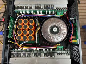 CA20 3U High power class AB 1300W 2-channel professional audio power amplifier for sound system performance venue - Product Image 2