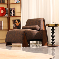 Fauteuil d'appoint moderne en bouclette avec ressort en S, rembourrage en mousse haute densité, pieds en bois pour salon et hôtel