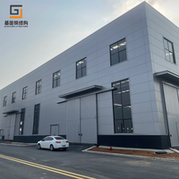 Atelier en structure métallique préfabriquée pour charges lourdes, avec cadre métallique renforcé pour le stockage de marchandises palettisées