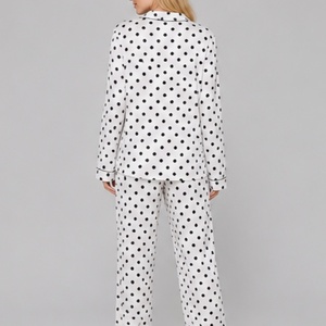 Ensemble de pyjamas en coton pour femmes avec logo personnalisé, pyjama long élégant, vêtements de nuit doux pour femmes, vêtements de maison sexy et tendance, pyjamas pour femmes - Product Image 4