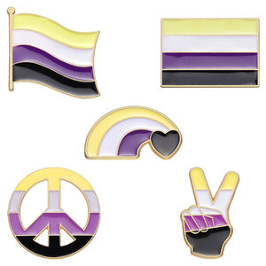 Beberapa gaya kebanggaan LGBT bros kustom pelangi bendera berbentuk hati kepalan logam enamel pin kerah lencana hadiah untuk kekasih teman - Product Image 1