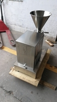Moulin colloïdal professionnel pour le broyage d'arachides, de chocolat et de pâtes d'arachides, machine à broyer les noix