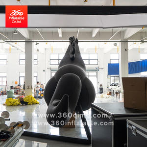 Personajes Inflables Publicitarios Personalizables 360°, Caballo Negro de Dibujos Animados Realista para Halloween y Navidad, Novedades - Product Image 3