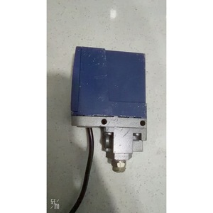 Pressostat Telemecanique Nautilus XMLA035A2S11, équipement d'automatisation industrielle - Product Image 3