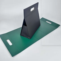 Boîte cadeau triangulaire magnétique recyclable avec logo personnalisé, gaufrage et doublure en éponge imperméable pour emballage de parfum haut de gamme