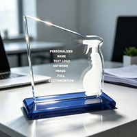 Neelpure 188009 Plaque personnalisée inclinée en cristal K9 bleu avec base, impression UV personnalisée pour flacon pulvérisateur, idéale pour récompense d'entreprise