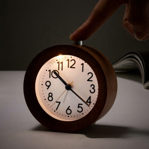 Reloj Despertador Luminoso Creativo Redondo de Madera de Haya, Reloj de Madera Simple para Personas Perezosas, Reloj de Oficina y Dormitorio con Función de Repetición, Regalo Retro de Moda - Product Image 2