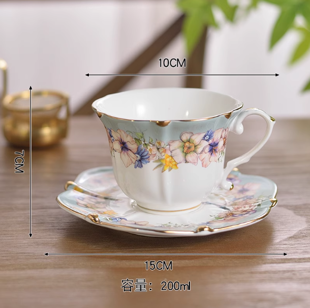 Voiture perdue chrysanthème tasse et soucoupe avec cuillère à café