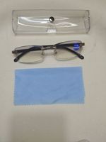 Lunettes de presbytie unisexes anti-lumière bleue, à correction automatique, monture transparente en PC, multifocales, pour hommes et femmes