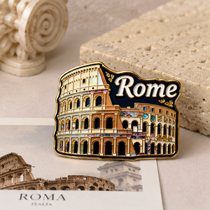 Pins de recuerdo personalizados de metal de zinc con diseño de <span class=keywords><strong>Roma</strong></span>, de dibujos animados bonitos, para insignias, de esmalte suave y duro, con impresión UV, estilo anime - Product Image 1