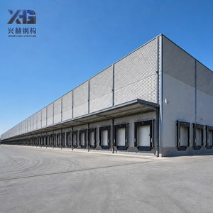 Structure en acier préfabriquée pour entrepôt de transfert à quai croisé, bâtiment métallique avec <span class=keywords><strong>ligne</strong></span> de quai continue double face - Product Image 1