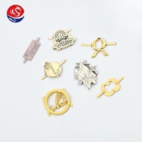 Accessoires de quincaillerie de sac professionnel en alliage de Zinc Logo de marque personnalisé lettres creuses gravées étiquettes en or clair pour cuir