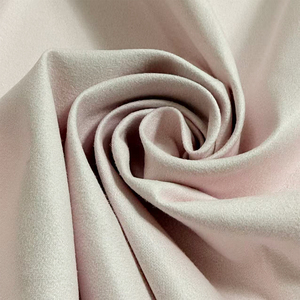 Serviette <span class=keywords><strong>de</strong></span> <span class=keywords><strong>plage</strong></span> en microfibre rose clair sans sable, bordure découpée au laser, 200 g/m², vente en gros, serviette <span class=keywords><strong>de</strong></span> <span class=keywords><strong>plage</strong></span> ultra fine, prête à être expédiée - Product Image 3