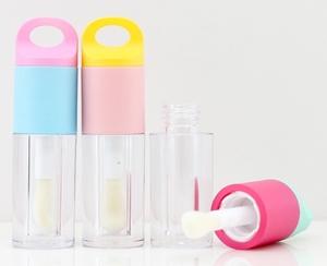 Tubes de Brillant à Lèvres Mignon de 1.5ml Moulé par <span class=keywords><strong>Injection</strong></span> Grande Tête de Brosse Emballage Cosmétique Vide Multicolore Vente en Gros Glaçure à Lèvres en Plastique - Product Image 2