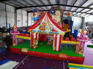 Venta caliente de los niños al aire libre equipo de juego noria castillo inflable con tobogán producido precio de fábrica para la venta - Product Image 3