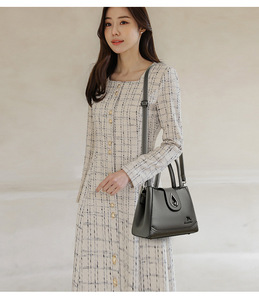 กระเป๋าสะพายไหล่หนัง PU ดีไซน์ใหม่หรูหราสำหรับผู้หญิงกระเป๋าถือแฟชั่นขนาดใหญ่สำหรับผู้หญิงกระเป๋าโท้ทลำลองกระเป๋าแมสเซนเจอร์ - Product Image 2