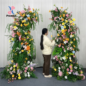 Arco de Boda de Flores Artificiales de Seda Realistas en Amarillo Brillante y Rosa con Decoración de Follaje Verde para el Regreso a Clases - Product Image 1