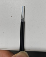Câble de branchement FTTH GJYXFCH GJYXCH 1, 2 ou 4 fibres monomodes G657A1 G657A2, câble à fibre optique aérien extérieur autoportant avec fil d'acier
