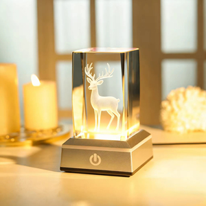 Hbl Tùy Chỉnh <span class=keywords><strong>3D</strong></span> Khắc <span class=keywords><strong>Laser</strong></span> Hình Ảnh Động Vật Cuboid Trong Suốt <span class=keywords><strong>3D</strong></span> <span class=keywords><strong>Laser</strong></span> Pha Lê Cube Với LED Cơ Sở Cho Quà Tặng Doanh Nghiệp - Product Image 2