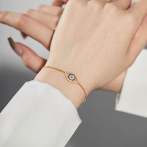 Bracelet de mode Dylam en argent S925 ajustable, plaqué or 18 carats, avec pendentif œil bleu maléfique saphir et diamant, et zircone 5A - Product Image 6