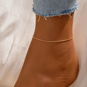 Cavigliera Minimalista Regolabile da Donna, Bestseller Estivo, con Squisito Design a Piccole Perle Rotonde, Disponibile all'Ingrosso - Product Image 3