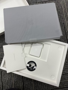 Portátil <span class=keywords><strong>MacBook</strong></span> de Aluminio de EE. UU., Envío Rápido, 16 Pulgadas, Chip M4 Pro/M4 Max, 16/14 Núcleos, 36 GB-128 GB de RAM, 1 TB-8 TB de SSD, Alto Rendimiento - Product Image 5