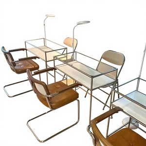 Table de manucure haut de gamme design moderne et luxueux avec chaise, structure en acier inoxydable - Product Image 1