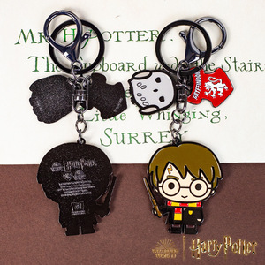 Porte-clés en métal 2D pour Hermione, pendentif sous licence IP, cadeau personnel - Product Image 4
