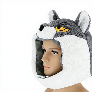 Gorro de Peluche Personalizado con Diseño de Lobo, Material TPE, Relleno de Espuma de Goma, Cálido y Acogedor para el Invierno, Unisex - Product Image 1