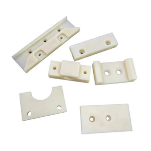 Composants en plastique usinés sur mesure en nylon pour machines d'ingénierie, plaquettes et glissières autolubrifiantes - Product Image 4