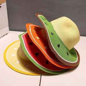 Солнцезащитная пляжная шляпа с соломенной отделкой и принтом арбуза - Product Image 4