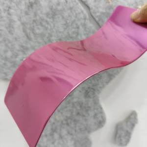 Pintura en polvo Rosa ilusión de dos capas para llantas de motocicleta Método de aplicación de pulverización del proveedor de China para pintura de muebles - Product Image 1