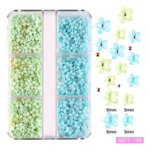 Cuentas plateadas y doradas para <span class=keywords><strong>uñas</strong></span>, mini <span class=keywords><strong>flores</strong></span> acrílicas <span class=keywords><strong>3D</strong></span> de resina blanca, adornos para <span class=keywords><strong>uñas</strong></span>, venta al por mayor - Product Image 3