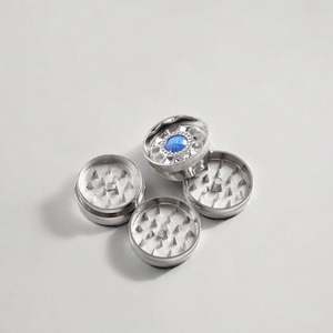 Nuevo Molinillo de Hierbas de Zinc y Diamante de 40 mm y 2 Capas de Primera Calidad 2024, Exquisito Mini Molinillo de Hierbas Femenino de Aleación - Product Image 6