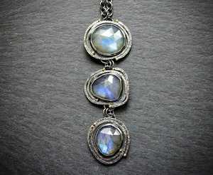 Vente en gros de pierre de lune naturelle arc-en-ciel à facettes sertissage de pierres précieuses 925 pendentif en argent sterling massif déclaration bijoux fins - Product Image 1