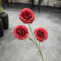 Handgefertigte Seiden-Kunstrose mit 3 Köpfen, Moderne Hochwertige Blumen für Hochzeit, Muttertag, Heimdekoration, Realistische Rote Blumen