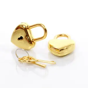 Newest factory direct sale Promotional red heart shape key mini diary lock