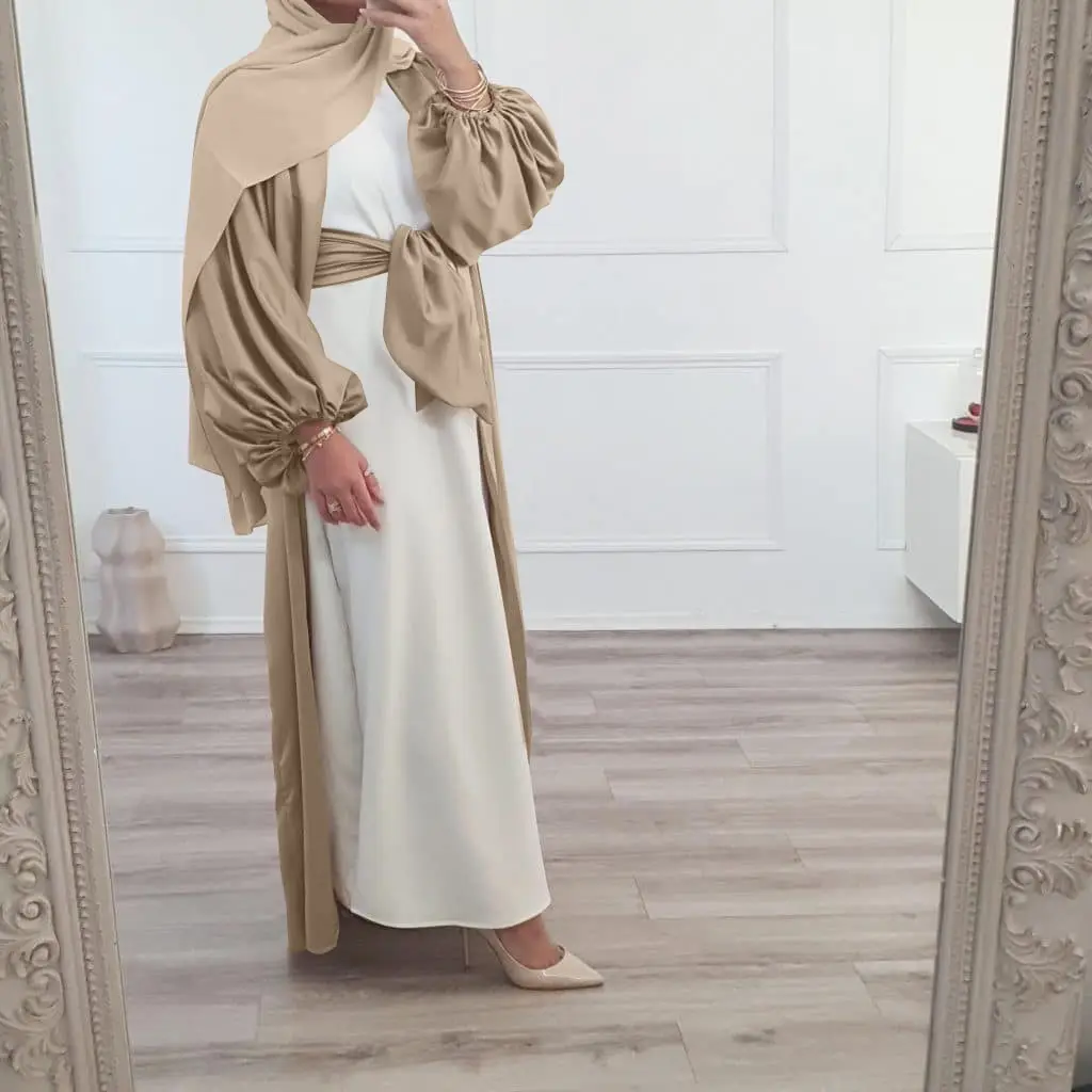 Fabrikant Nieuwe Ontwerp <span class=keywords><strong>Moslim</strong></span> Nieuwste Marokkaanse Open Abaya Voor Eid Mubarak Gewaad Abaya Satin Kimono Abaya <span class=keywords><strong>Moslim</strong></span>