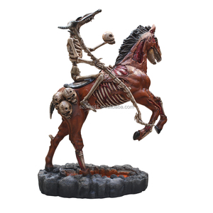 Statua Personalizzata 3D in FRP di Cavallo Senza Testa, Scultura da Esterno Resistente alle Intemperie, Decorazione di Halloween, Scultura del Cavaliere Oscuro per Eventi di Carnevale - Product Image 1