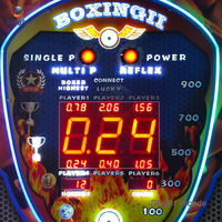Machine de boxe d'arcade de l'usine de Guangzhou à vendre, jeu de test de force de frappe à monnayeur, équipement commercial