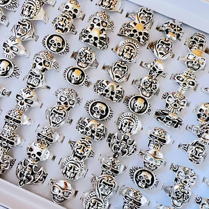 Anillos de Calavera de Aleación de Zinc Plateados en Plata Antigua, Estilo Vintage, Anillos de Dedo Góticos para Halloween - Product Image 3