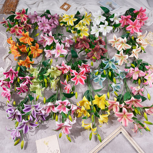 Bouquet de lys artificiels miniatures à 6 fleurs et 6 bourgeons, fleurs en soie pour décorations de mariage et arrangements au sol - Product Image 1