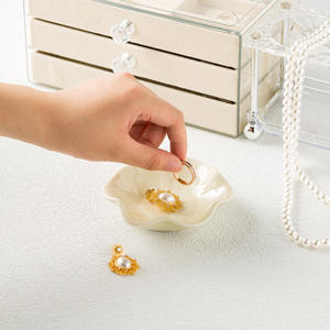 Nordic Style Customized Logo Leaf Pattern Ceramic Bowl Handmade Trinket Dish Decorative Jewelry Dish <strong>Tray</strong> - Product Image 4