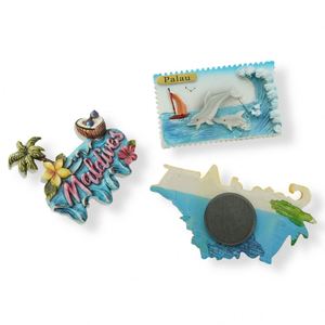 Aimant de réfrigérateur en gros personnalisé, aimant souvenir 3D avec logo de ville pour la décoration de cuisine, autocollant populaire en polyrésine 3D - Product Image 1